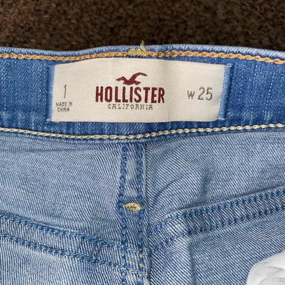 Hollister High Waist Shorts - Picture 2 of 5